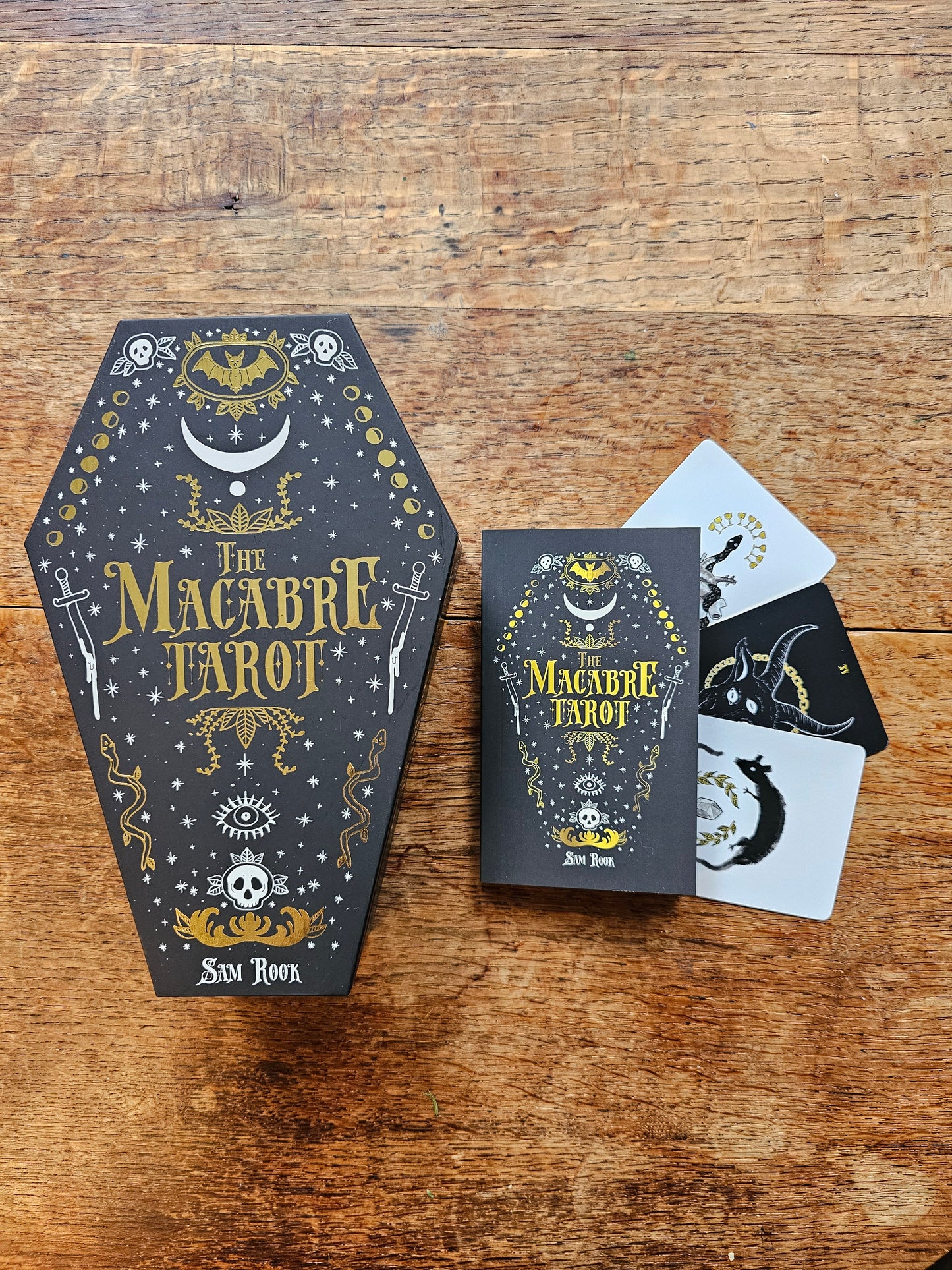 The Macabre Tarot