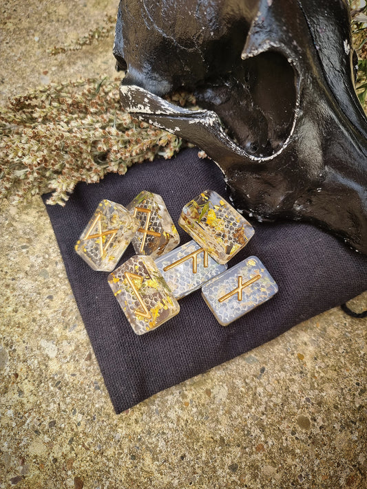 Chthonic connection resin Runes